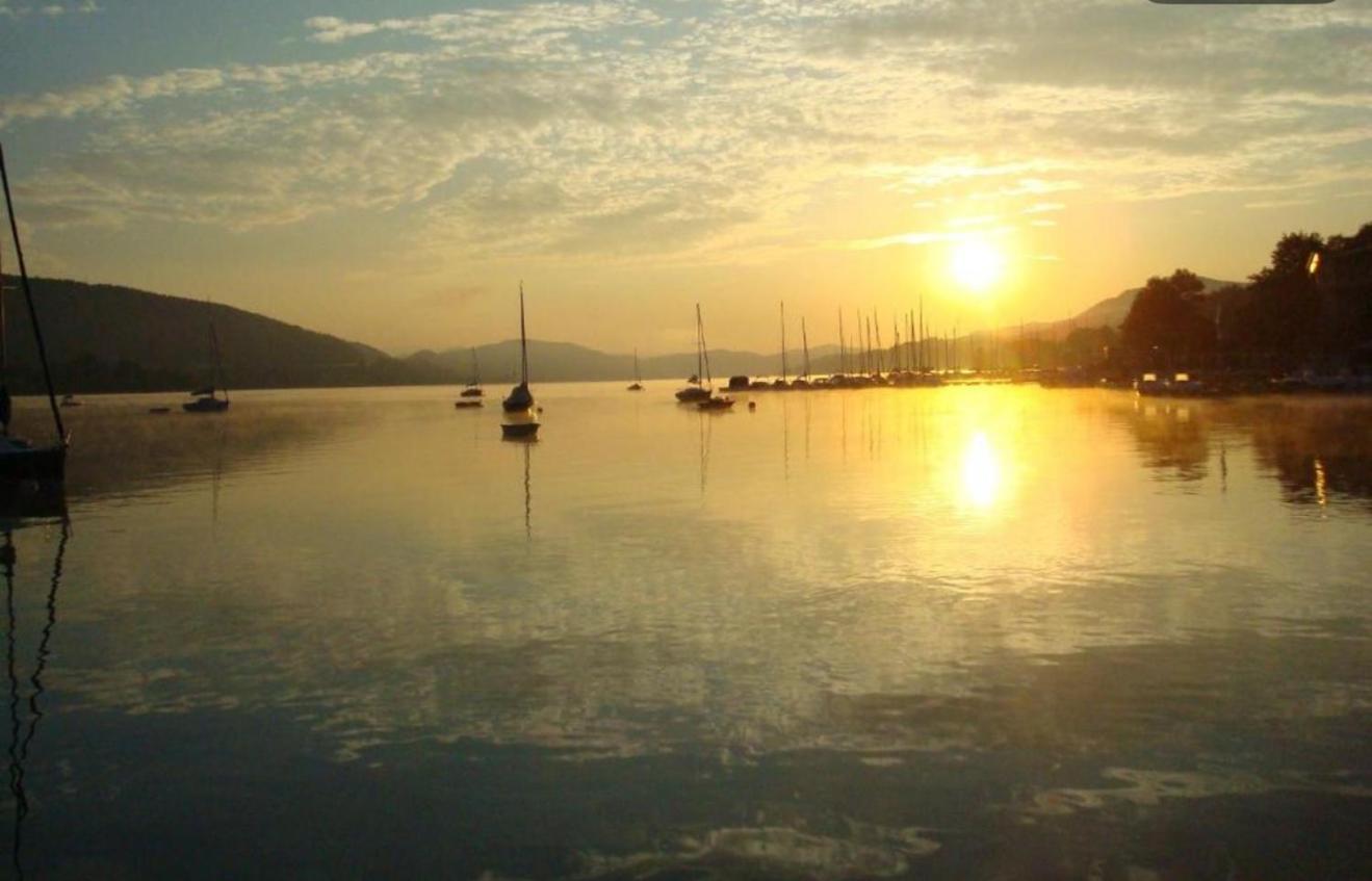 Strandhaus Am Woerthersee Фельден-ам-Вёртер-Зе Экстерьер фото