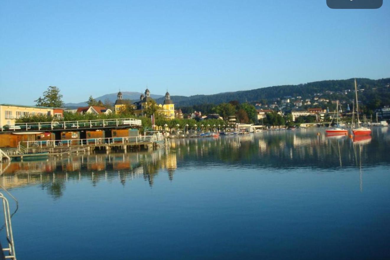 Strandhaus Am Woerthersee Фельден-ам-Вёртер-Зе Экстерьер фото